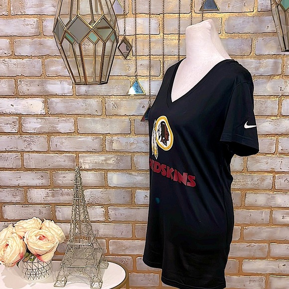 Nike NFL Team Apparel Redskins Dri-Fit Black V-Neck T-Shirt, Women’s Size Medium - Picture 3 of 11
